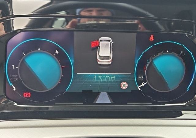 Volkswagen Golf Variant Life 2.0 TDI SCR 85 kW 6-Gang foto 10