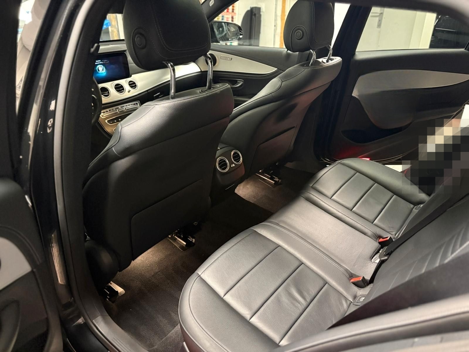 Mercedes-Benz E 300 DE KOMBI AMG PACKET MEGA VOLL foto 7