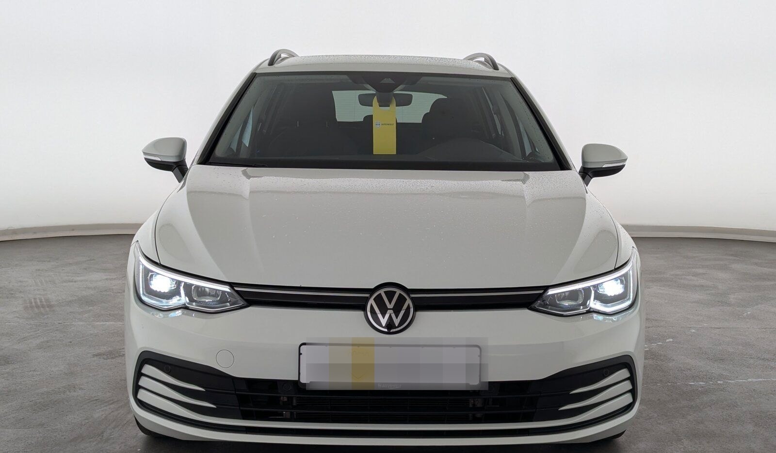 Volkswagen Golf VIII 1.5 TSI Life OPF LED+NAVI+ACC+SHZ+RFK+ foto 2