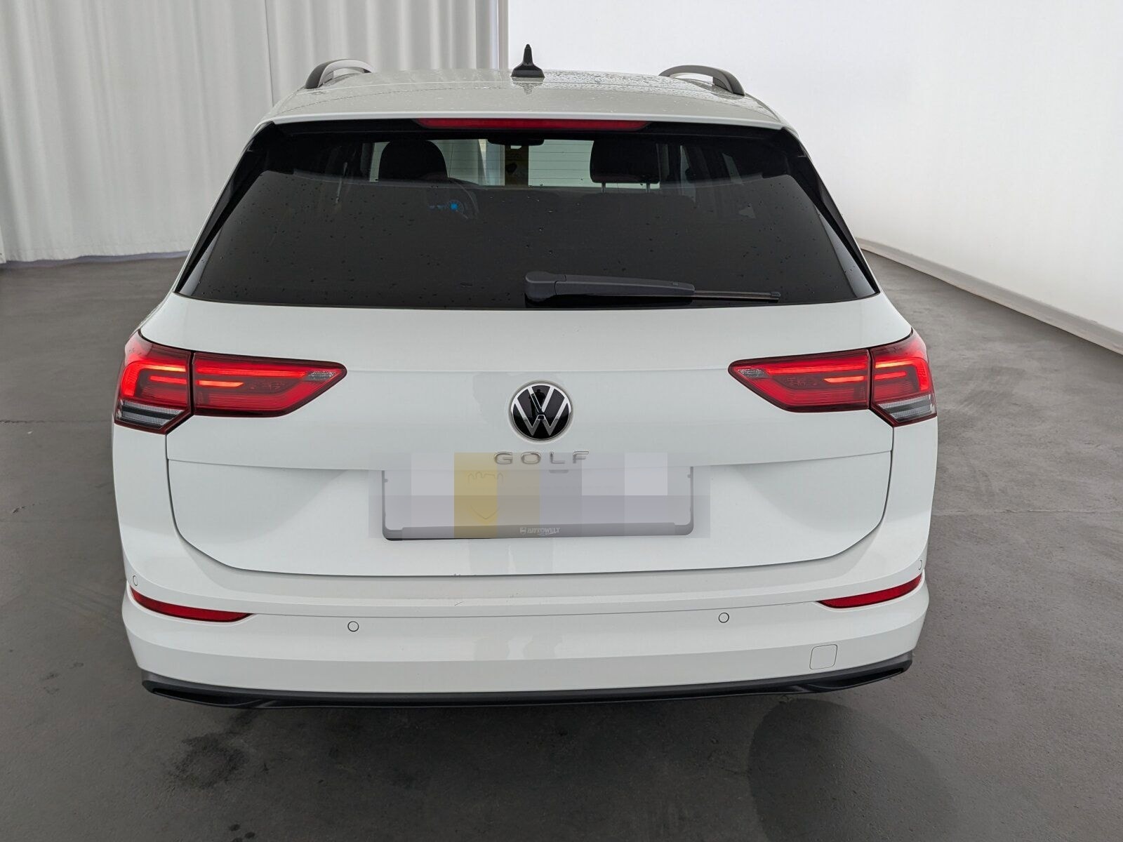 Volkswagen Golf VIII 1.5 TSI Life OPF LED+NAVI+ACC+SHZ+RFK+ foto 7