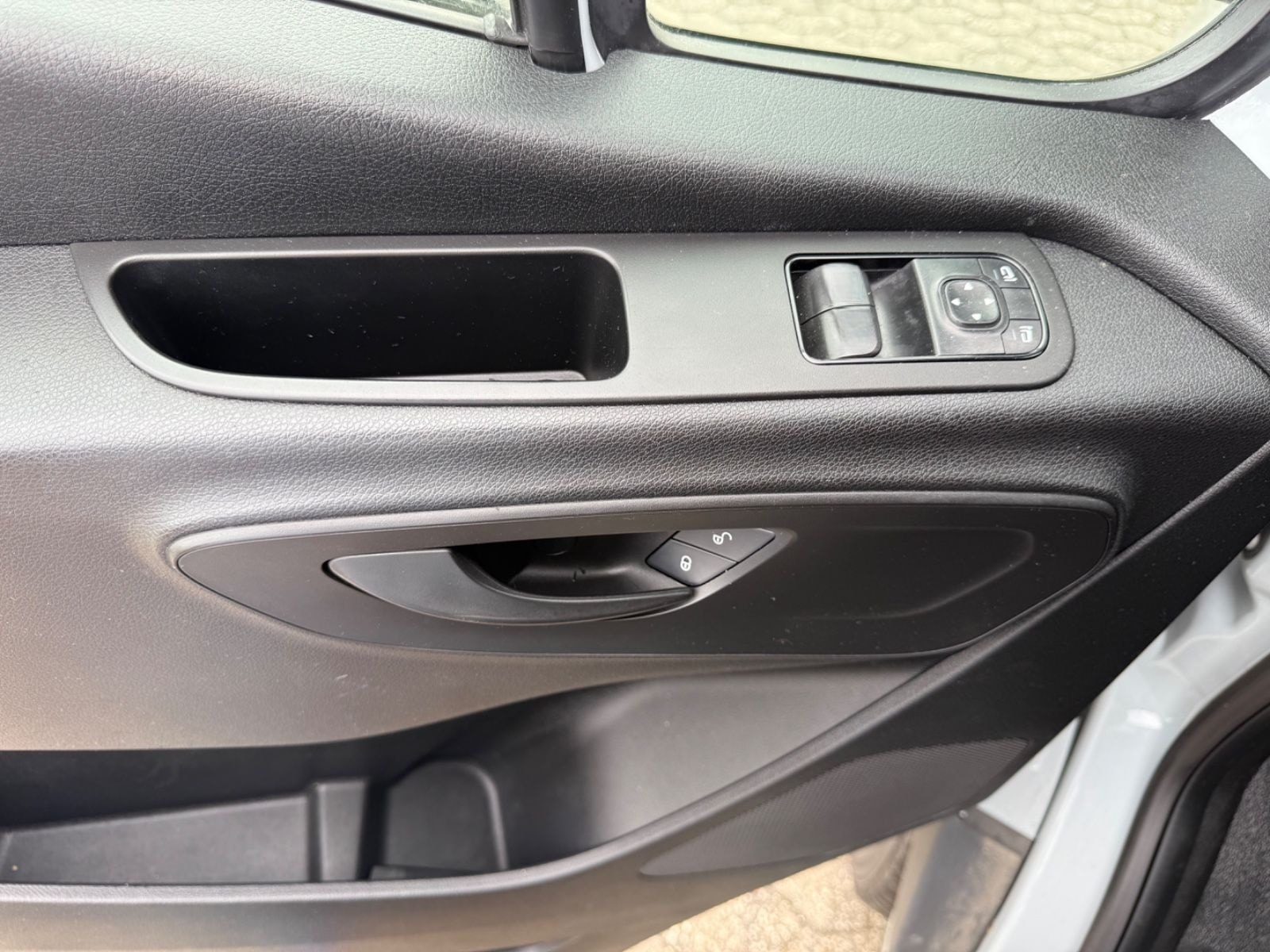 Mercedes-Benz Sprinter III Kasten RWD/AWD 319 CDI RWD L3 / L4 foto 23