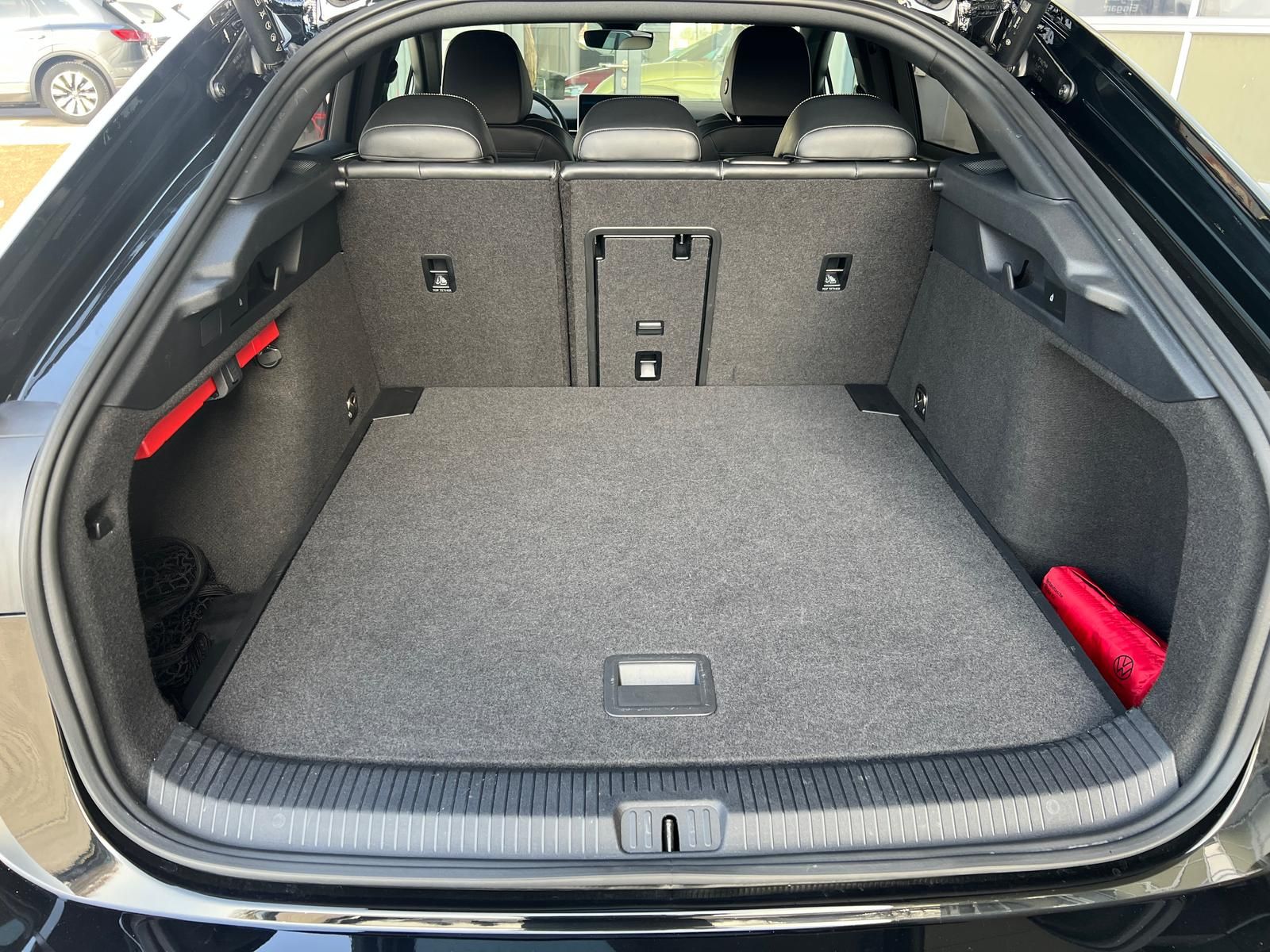 Volkswagen ID.7 Pro 210 kW HUD DCC Sound 2 x Paket Plus foto 20