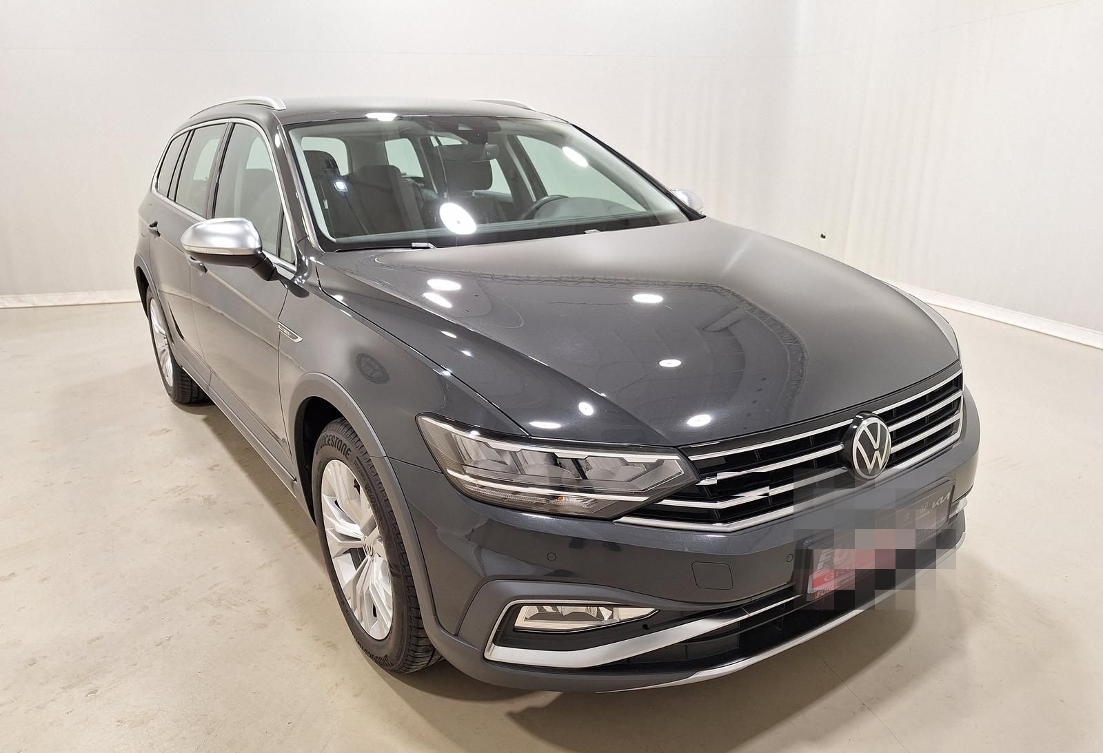 Volkswagen Passat Variant 2.0 TDI Alltrack 4Motion AHZV|LED foto 8