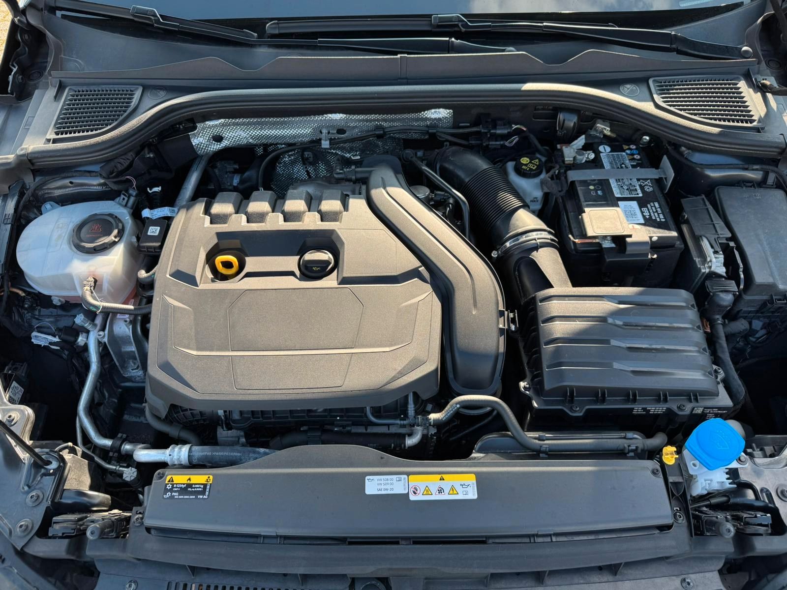 Volkswagen GOLF VIII 1.5 TSI LED KAMERA NAVI APP C. LKR.HZ. foto 22