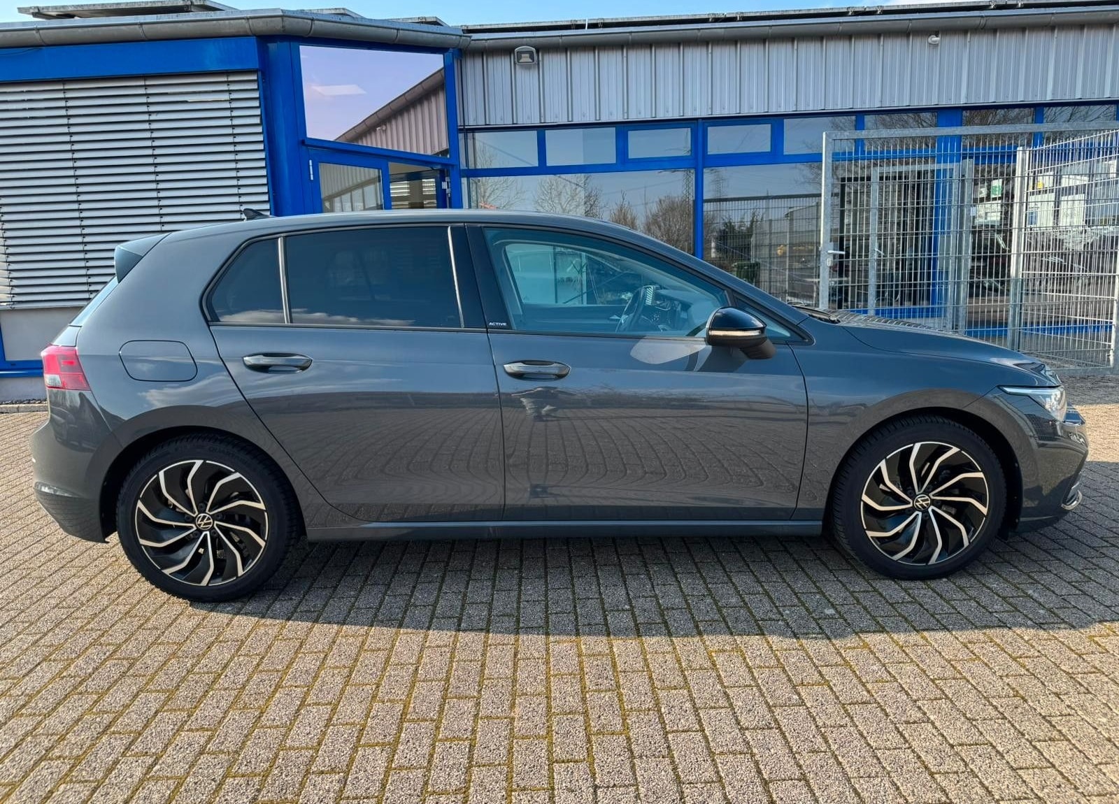 Volkswagen GOLF VIII 1.5 TSI LED KAMERA NAVI APP C. LKR.HZ. foto 4