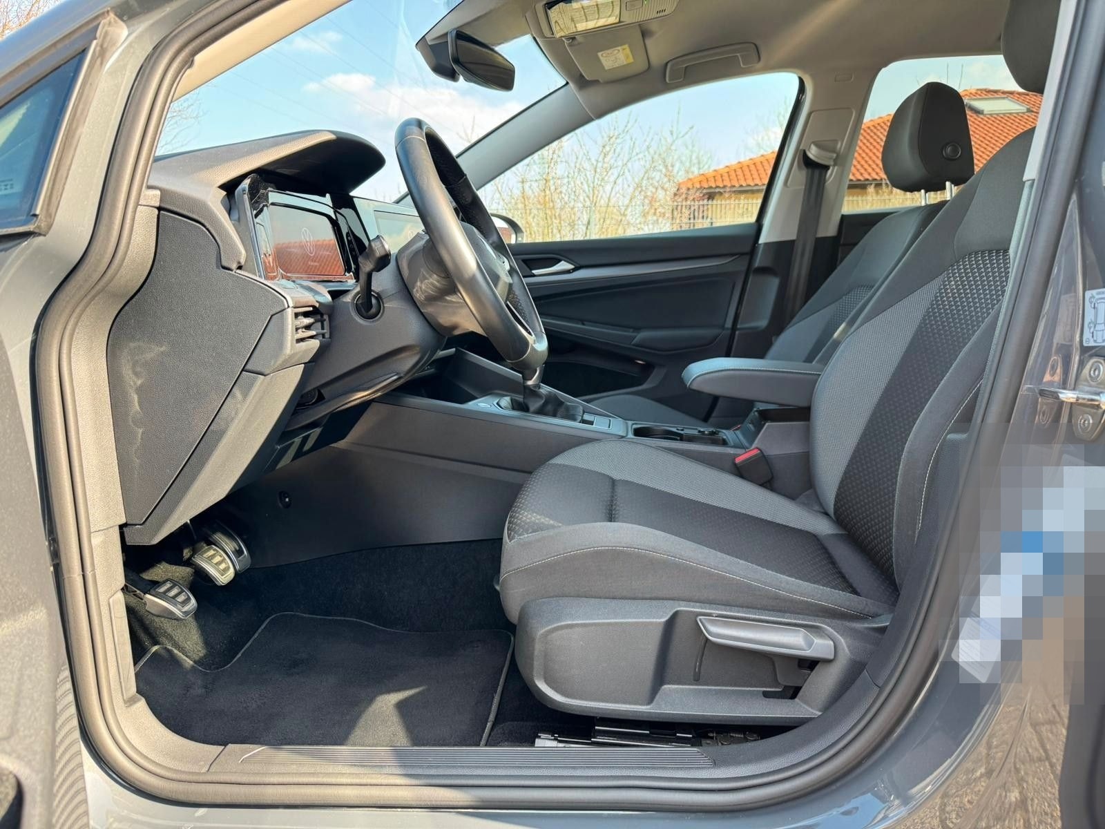 Volkswagen GOLF VIII 1.5 TSI LED KAMERA NAVI APP C. LKR.HZ. foto 9