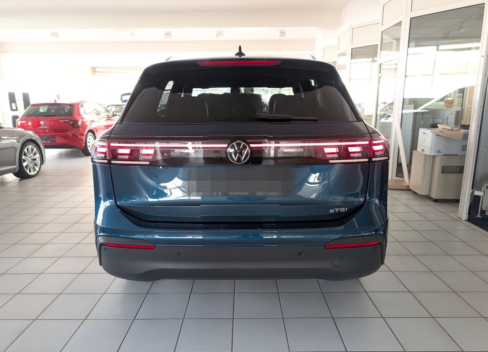 Volkswagen Tiguan 1.5 eTSI DSG NAVI/AZV/KAMERA/LED foto 15