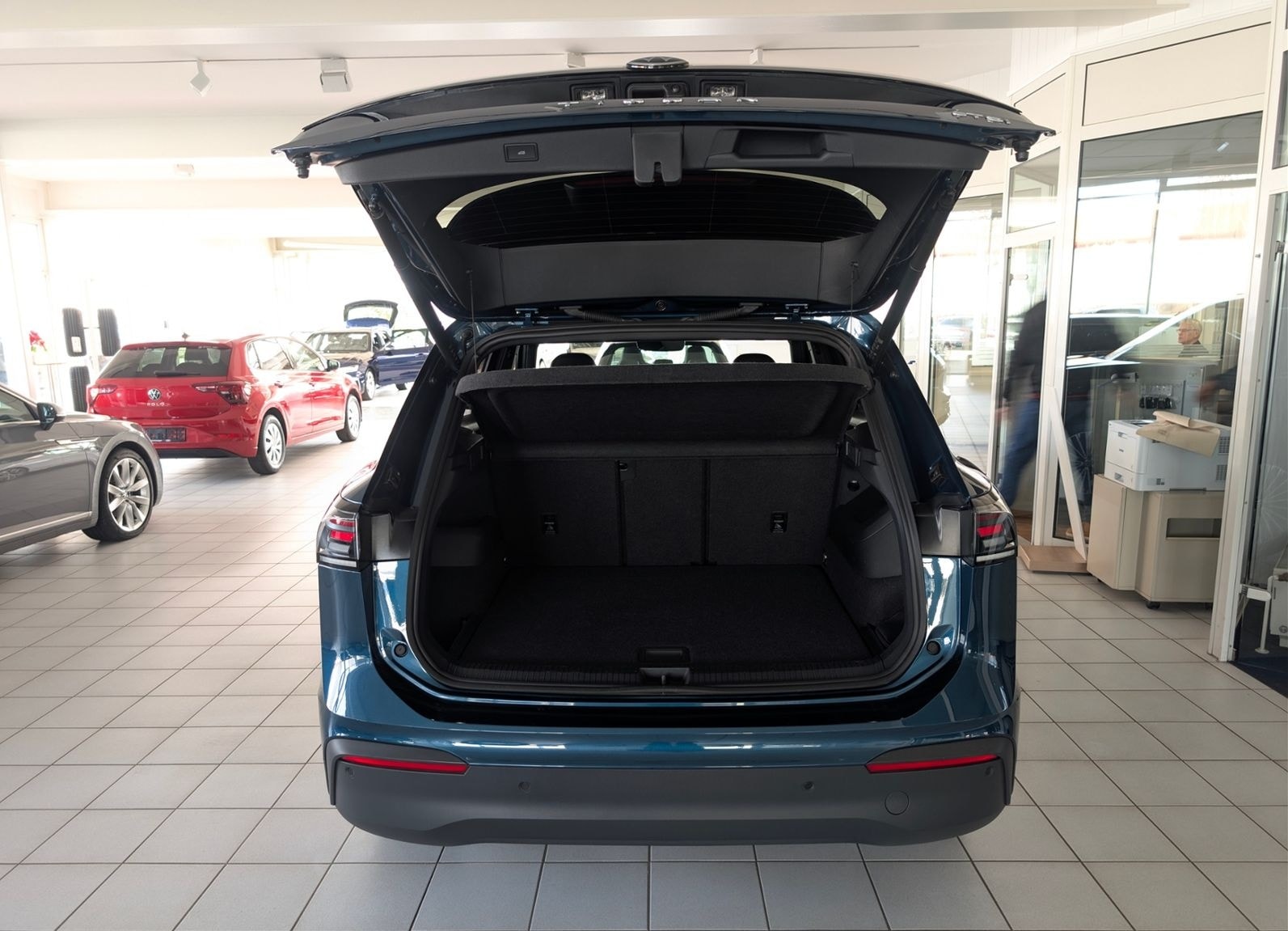 Volkswagen Tiguan 1.5 eTSI DSG NAVI/AZV/KAMERA/LED foto 16