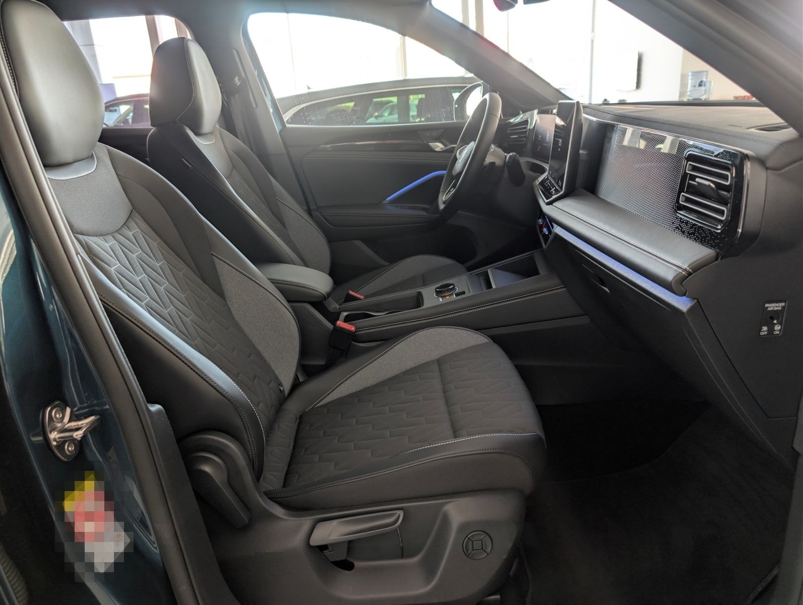 Volkswagen Tiguan 1.5 eTSI DSG NAVI/AZV/KAMERA/LED foto 17