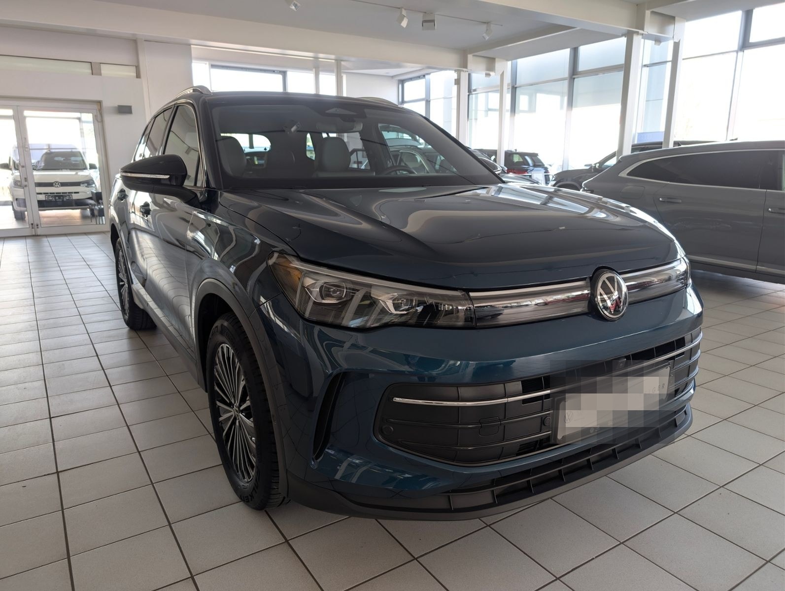 Volkswagen Tiguan 1.5 eTSI DSG NAVI/AZV/KAMERA/LED foto 6
