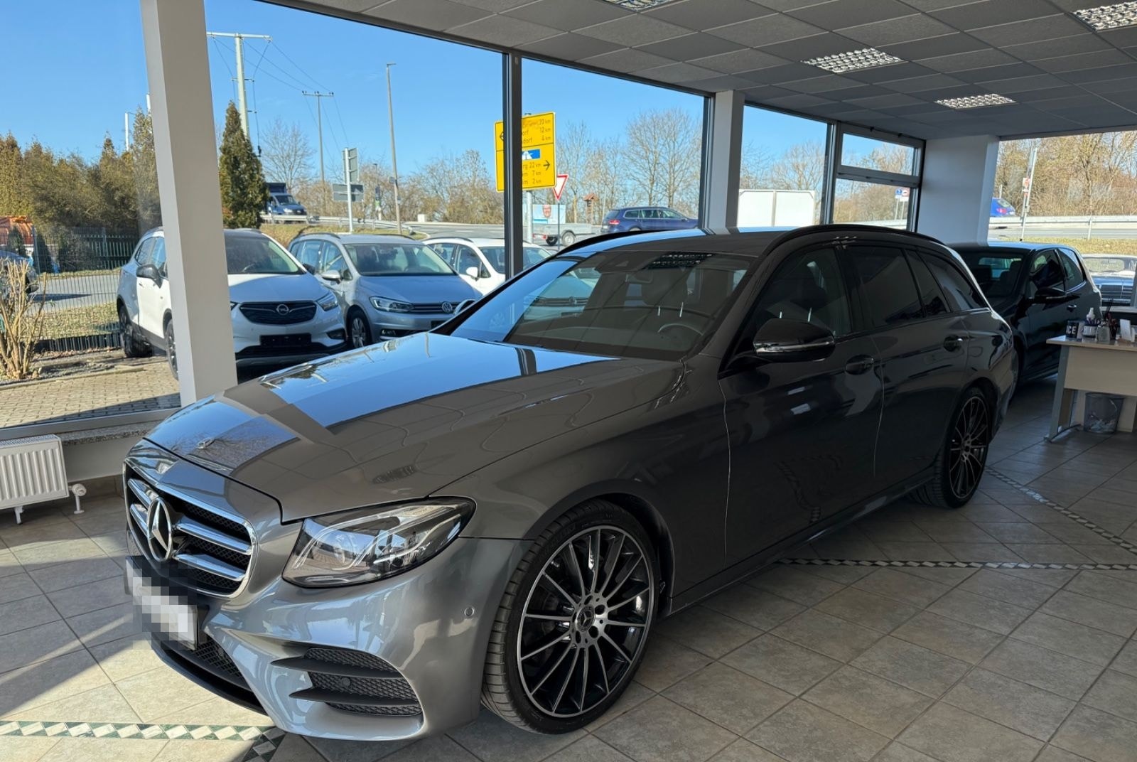 Mercedes-Benz E 300 d E T-Modell AMG LINE 20" NIGHT PAKET foto 1