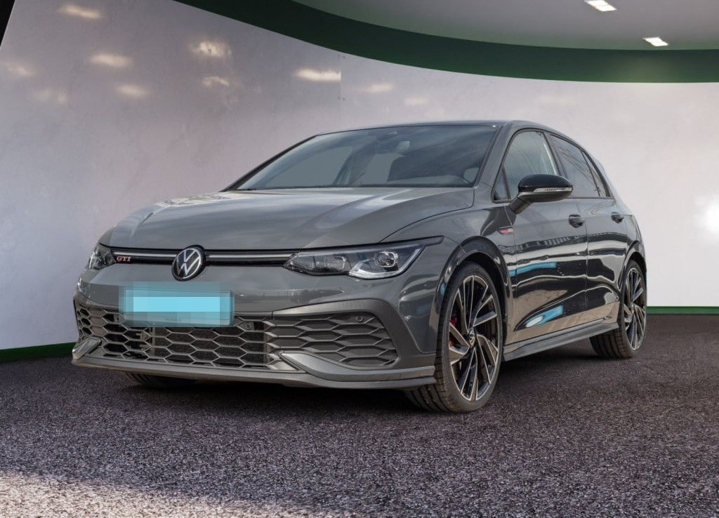 Volkswagen Golf VIII GTI Clubsport 2,0 l TSI DSG MATRIX-LED foto 2