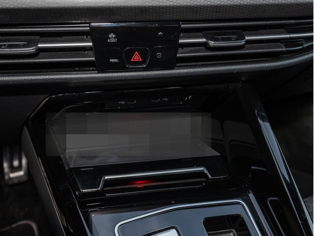 Volkswagen Golf VIII GTI Clubsport 2,0 l TSI DSG MATRIX-LED foto 14