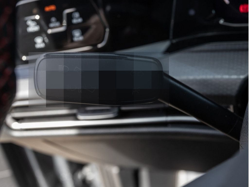 Volkswagen Golf VIII GTI Clubsport 2,0 l TSI DSG MATRIX-LED foto 22