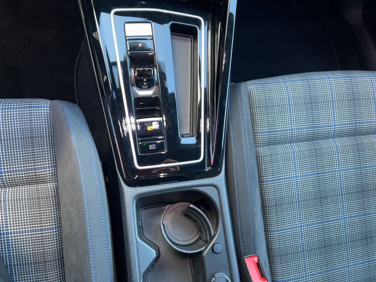 Volkswagen Golf GTE 1.5 eHybrid DSG Sitzheizung CarPlay foto 13