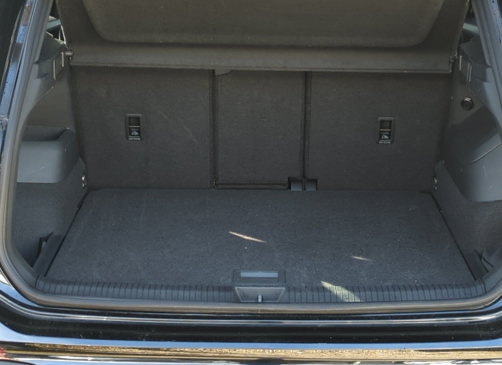 Volkswagen Tiguan 1.5 TSI DSG GOAL AHK MATRIX NAVI KLIMA foto 23