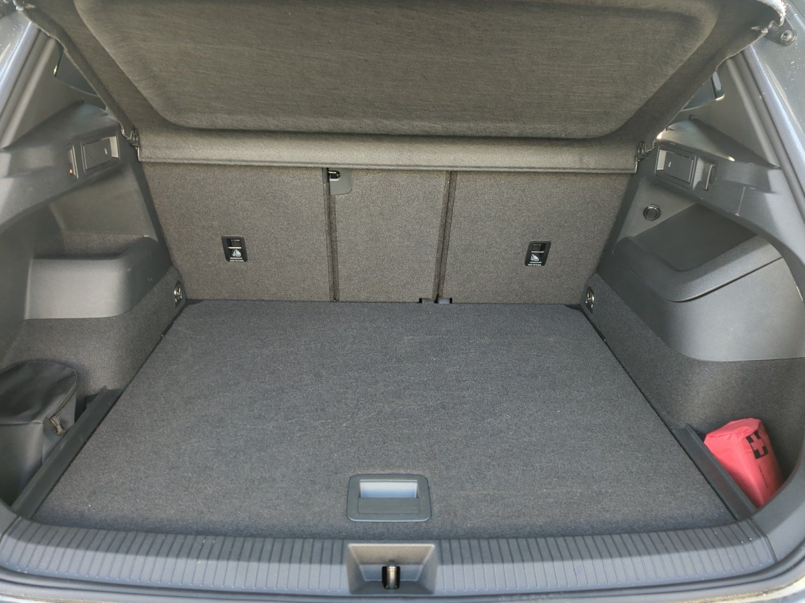 Volkswagen Tiguan 1.5 TSI DSG GOAL AHK MATRIX KLIMA ACC foto 23