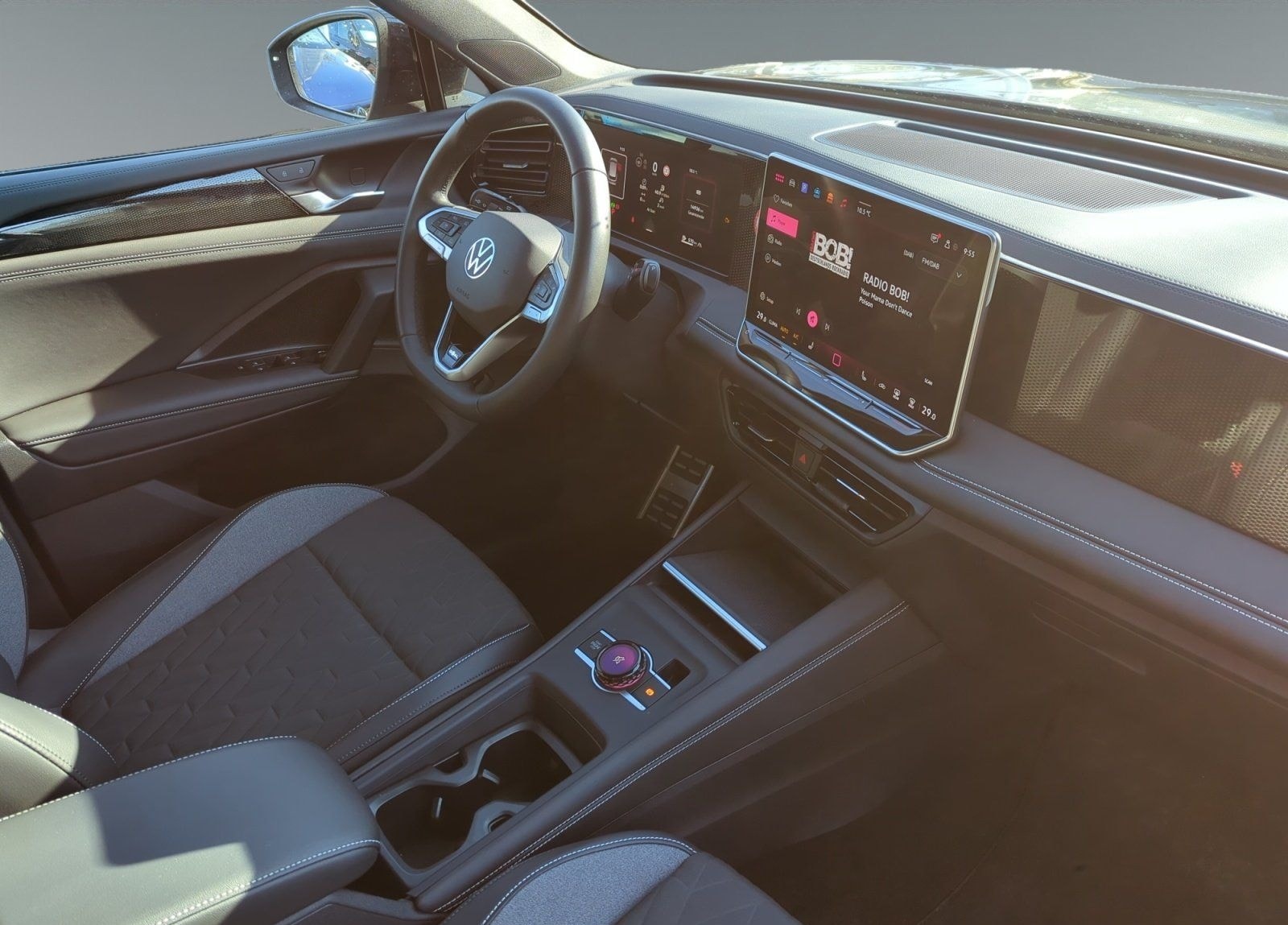 Volkswagen Tiguan 1.5 TSI DSG GOAL AHK MATRIX KLIMA ACC foto 10