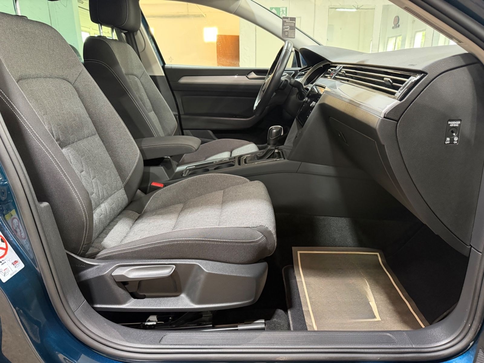 Volkswagen Passat Variant Business 2.0TDI DSG/AHK/CAM/ACC foto 14