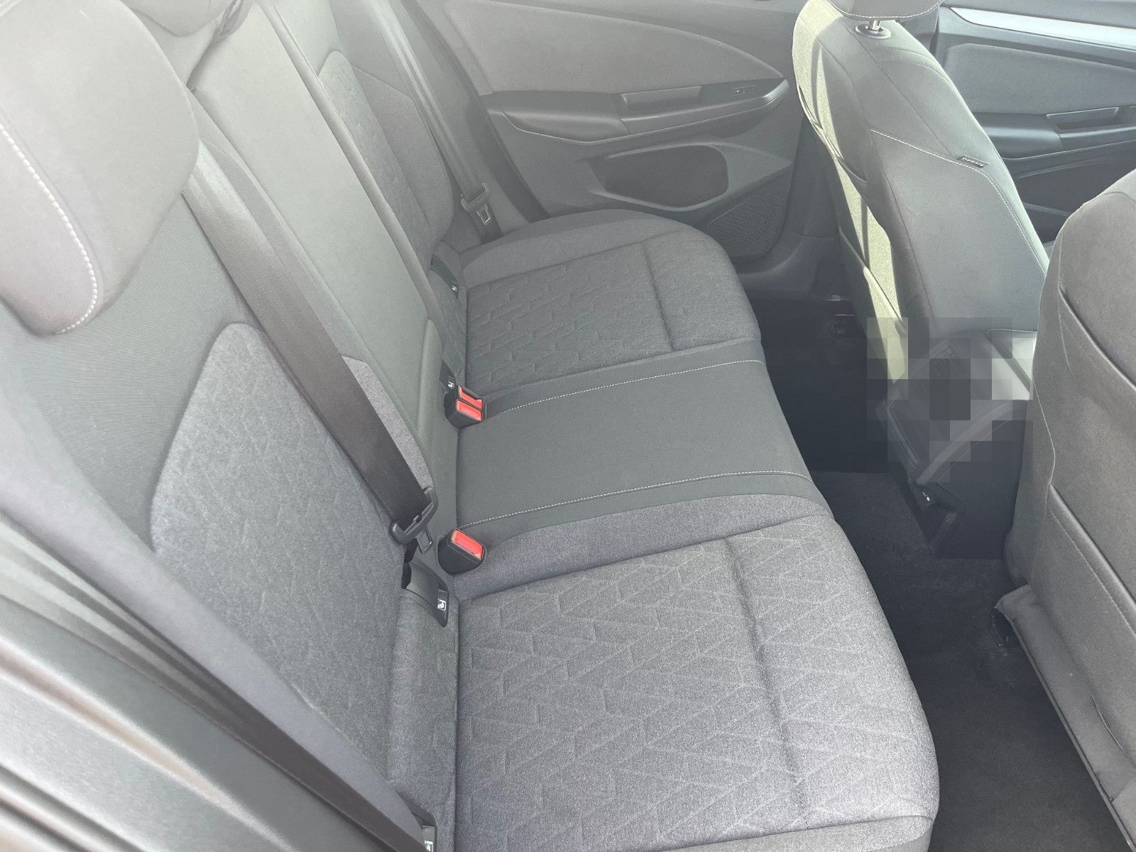 Volkswagen Golf VIII Lim. 1.5 TSI 150PS LED+PDC+GARANTIE foto 12