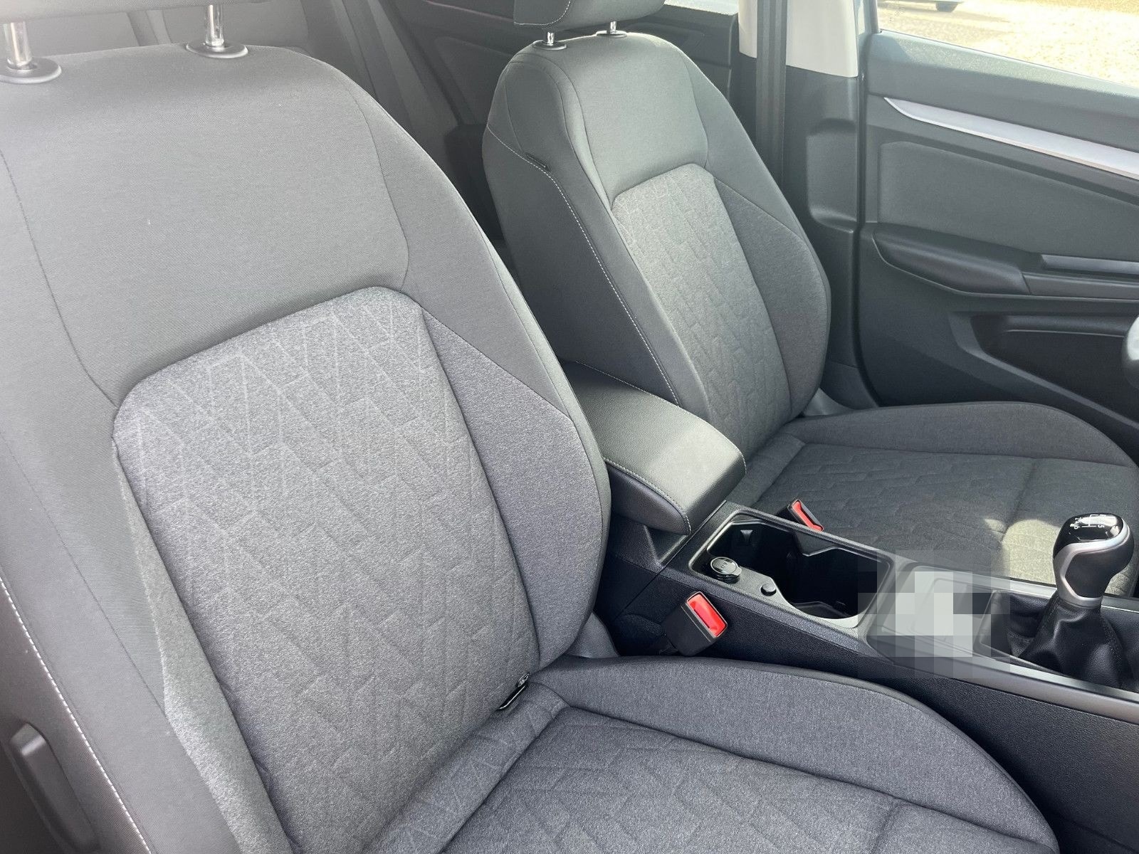 Volkswagen Golf VIII Lim. 1.5 TSI 150PS LED+PDC+GARANTIE foto 17