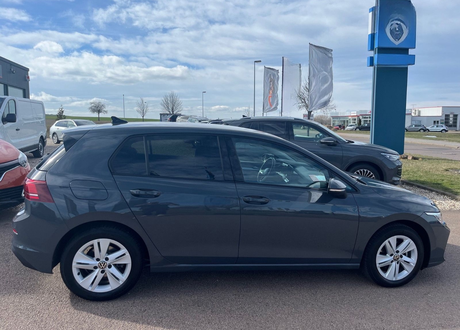 Volkswagen Golf VIII Lim. 1.5 TSI 150PS LED+PDC+GARANTIE foto 10