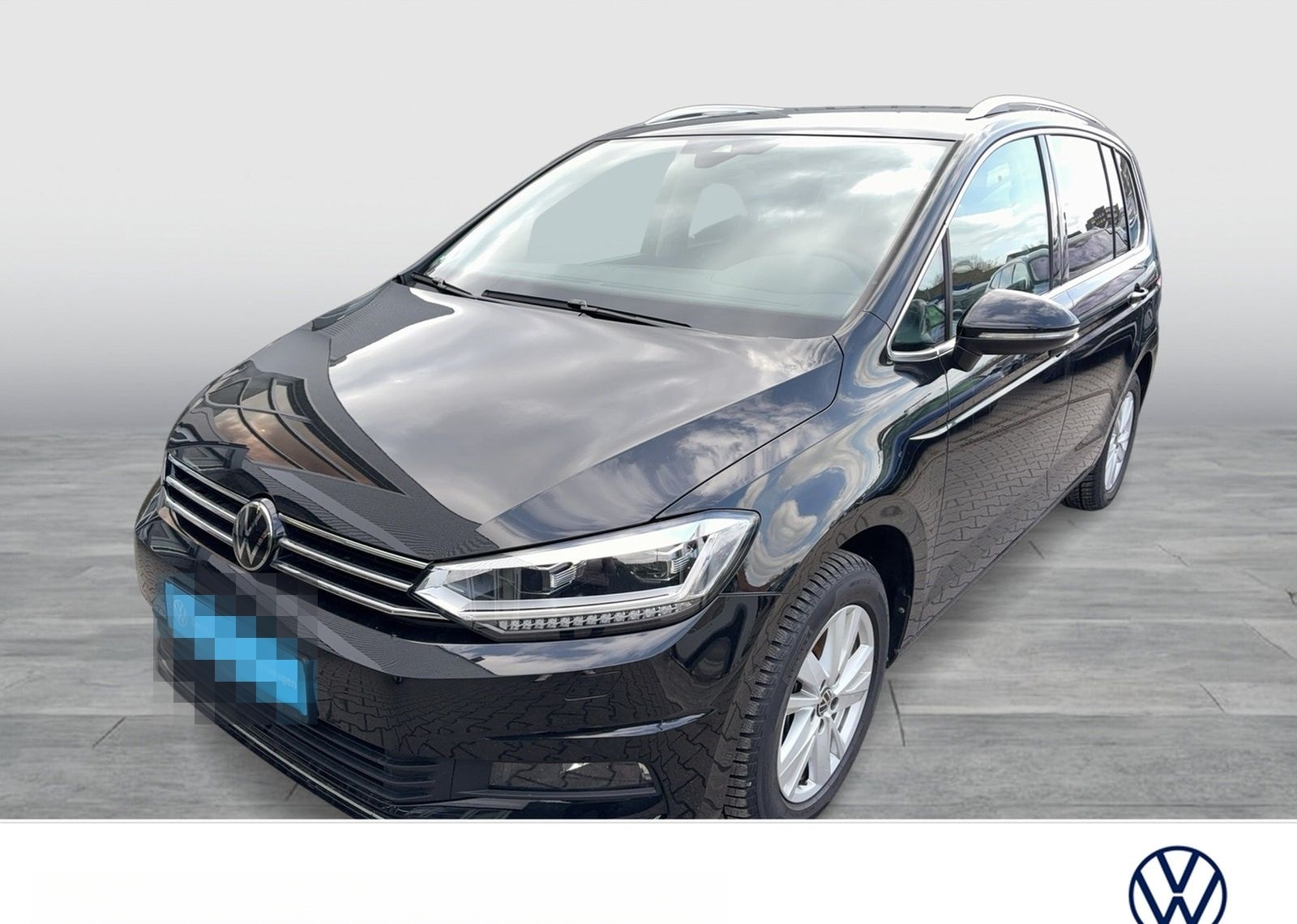 Volkswagen Touran 2.0 HIGHLINE AHK ACC LM17 NAVI CARPLAY foto 2