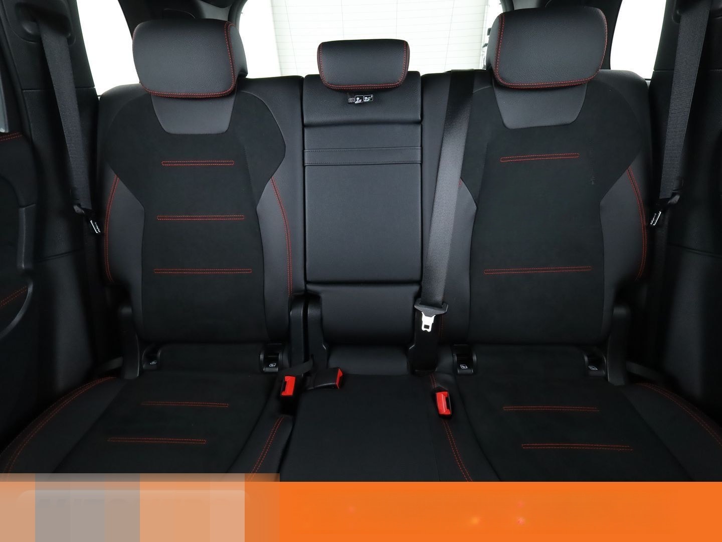 Mercedes-Benz GLB-Klasse GLB 200 d 4Matic AMG Line Aut.*NAVI* foto 16