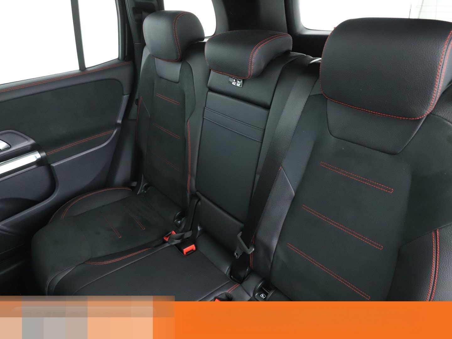 Mercedes-Benz GLB 250 4Matic AMG Line Aut.*NAVI*LED*TEMPO*PDC* foto 14