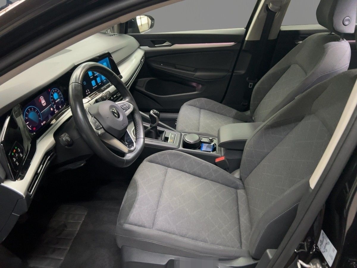 Volkswagen Golf VIII 1.5 TSI Life Sitzhzg LED Navi Kamera foto 9