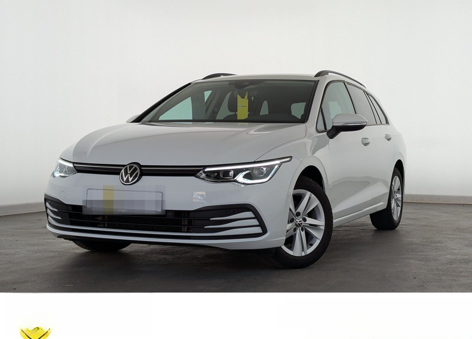 Volkswagen Golf VIII 1.5 TSI Life OPF LED+NAVI+RFK+ACC+SHZ+ foto 1