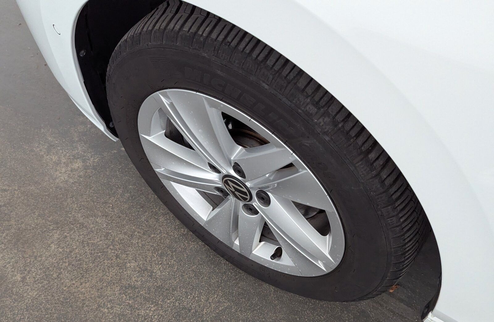 Volkswagen Golf VIII 1.5 TSI Life OPF LED+NAVI+RFK+ACC+SHZ+ foto 10