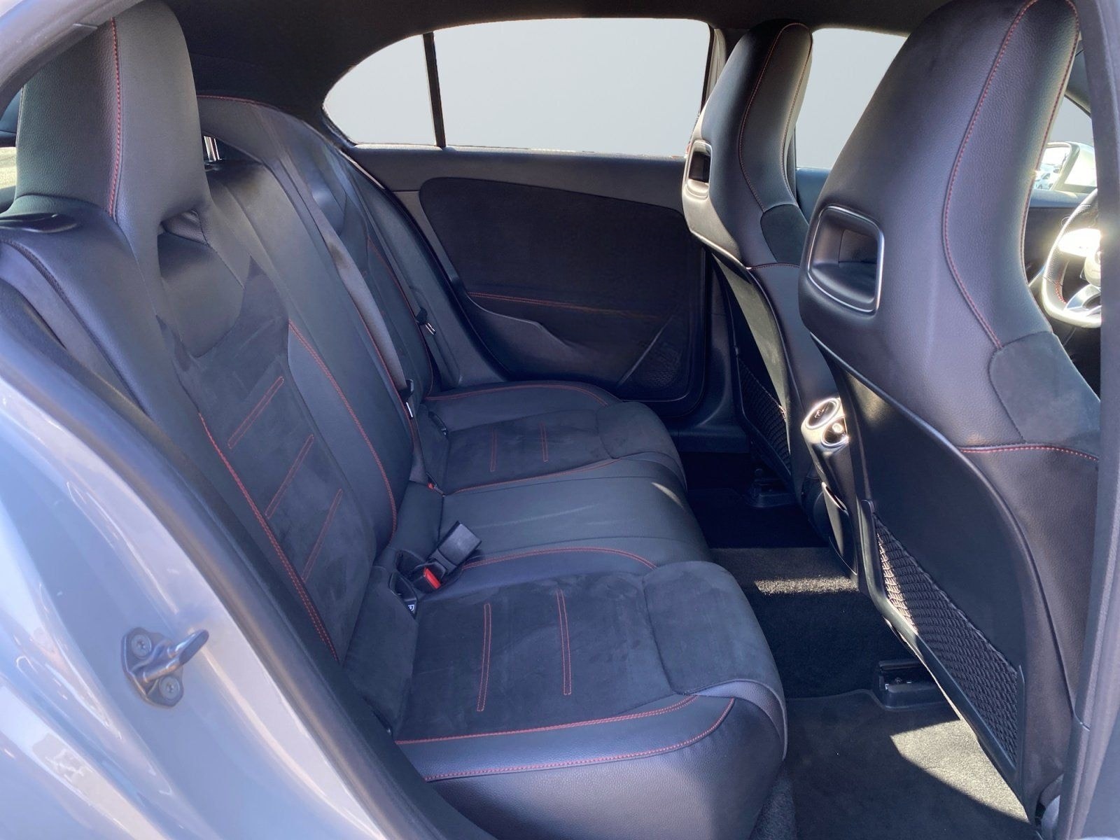 Mercedes-Benz A 180 AMG Line TEMP PDC SHZ KAM NAV KeyLess foto 11