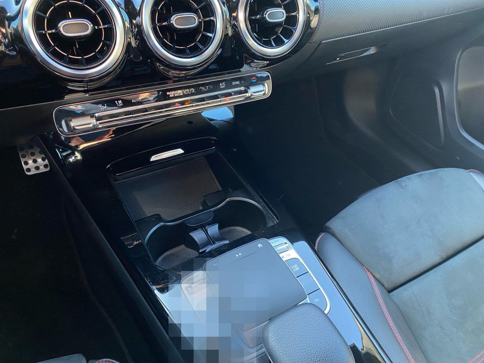 Mercedes-Benz A 180 AMG Line TEMP PDC SHZ KAM NAV KeyLess foto 19