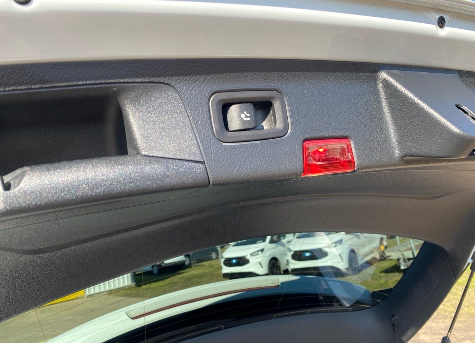 Mercedes-Benz A 180 AMG Line TEMP PDC SHZ KAM NAV KeyLess foto 22