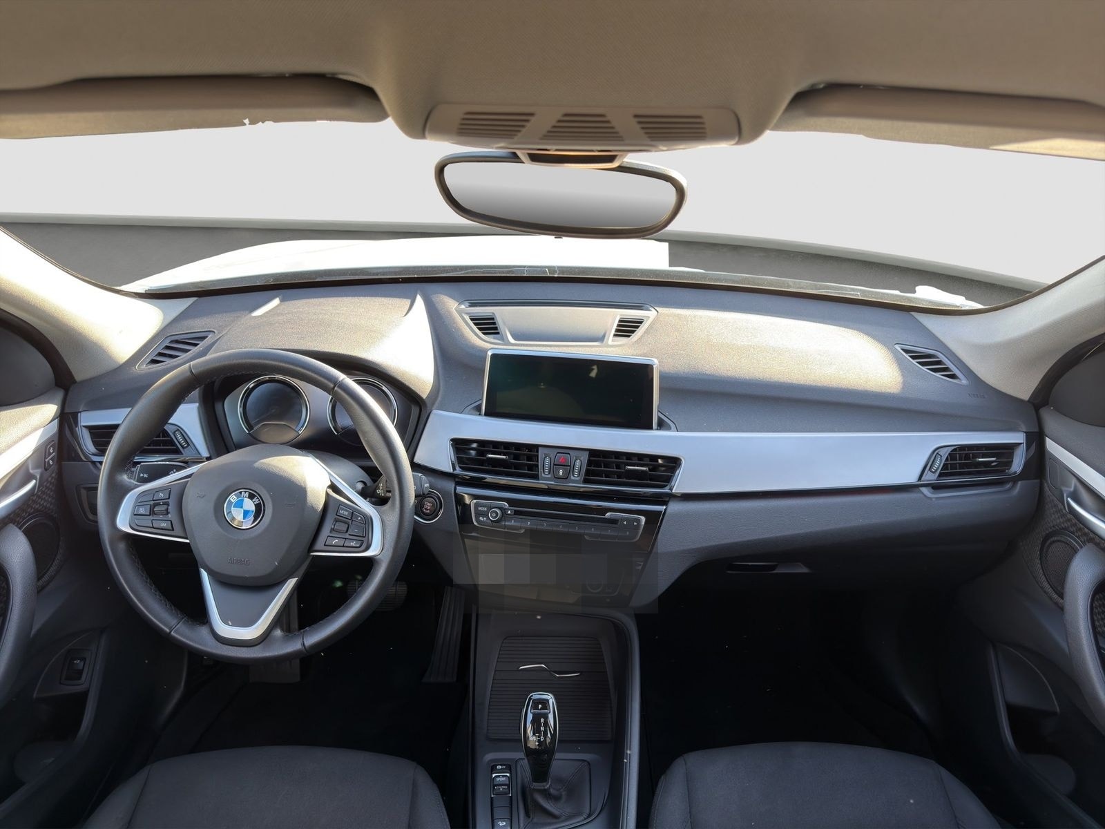 BMW X1 xDrive20d Advantage AHK Navi AUT KeyLess PDC foto 11