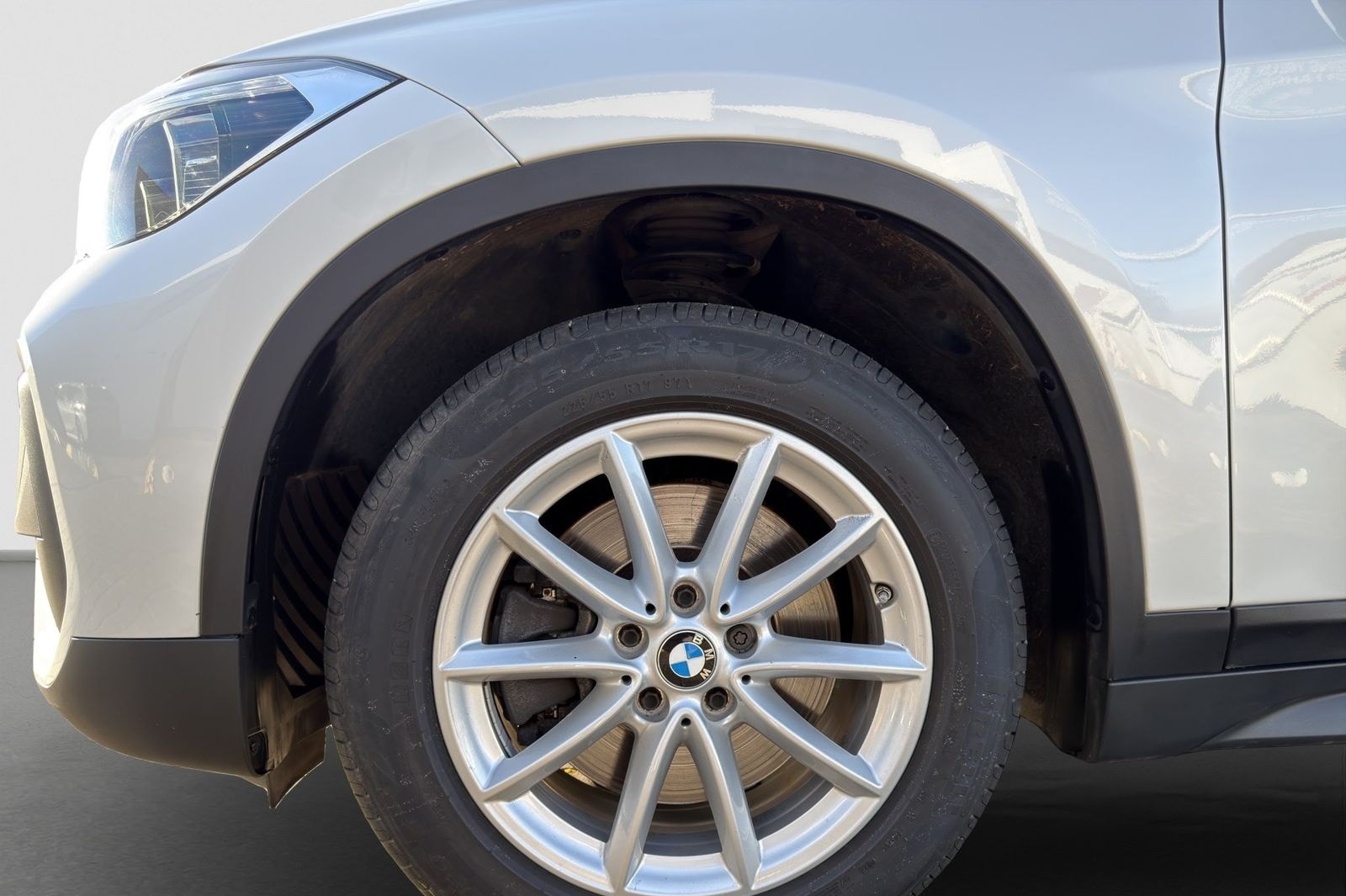 BMW X1 xDrive20d Advantage AHK Navi AUT KeyLess PDC foto 15