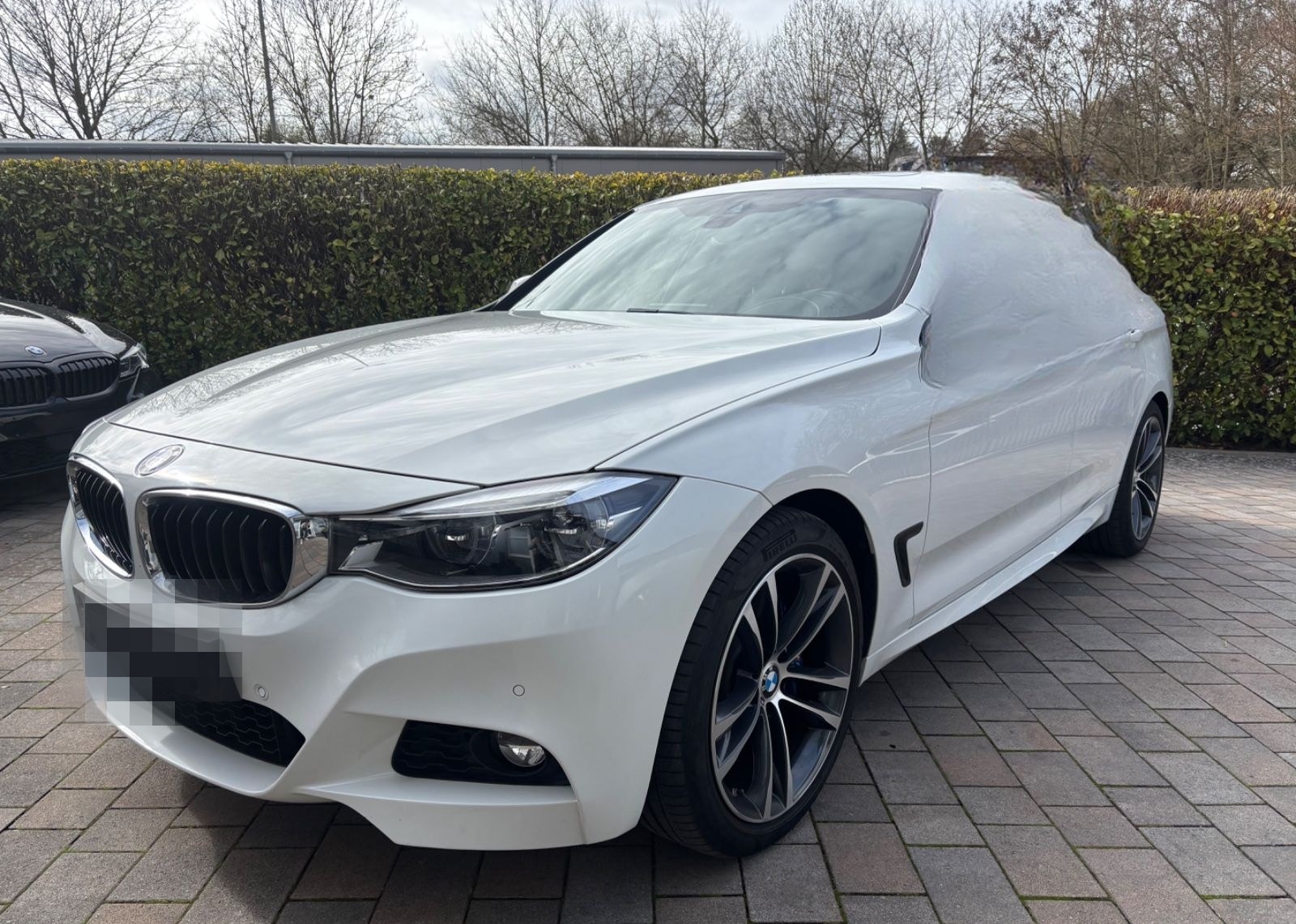 BMW 320i GT Leder NavPR HUD Pano A.LED Hifi Memo 2Hd foto 1