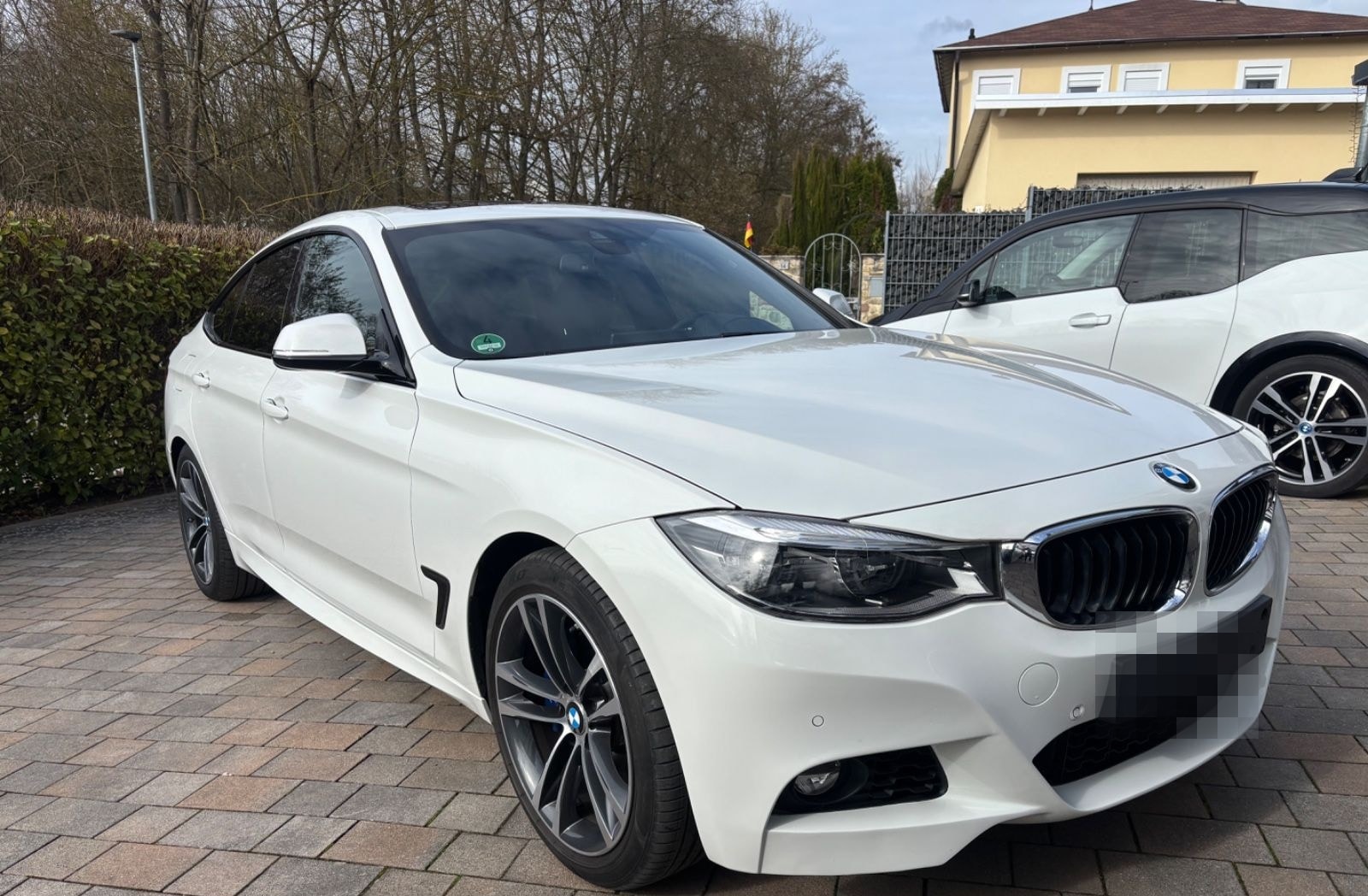 BMW 320i GT Leder NavPR HUD Pano A.LED Hifi Memo 2Hd foto 3