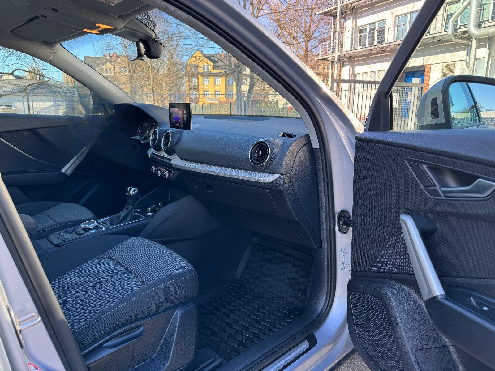 Audi Q2 35 TFSI advanced foto 12