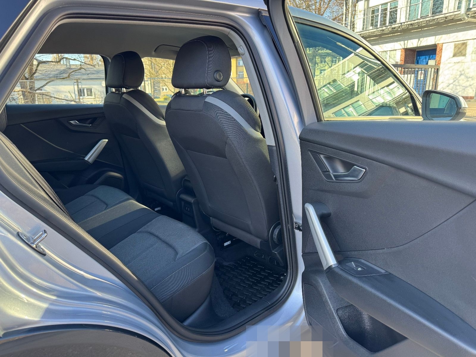 Audi Q2 35 TFSI advanced foto 13