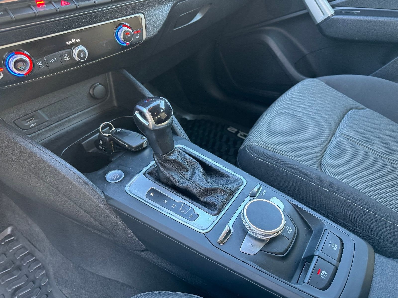 Audi Q2 35 TFSI advanced foto 6