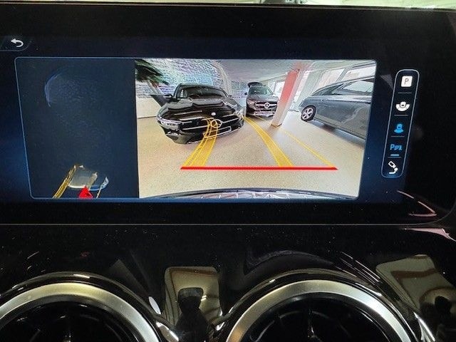 Mercedes-Benz GLA 200 d+Modelljahr2025+AHK+Progressive Line Ad foto 16