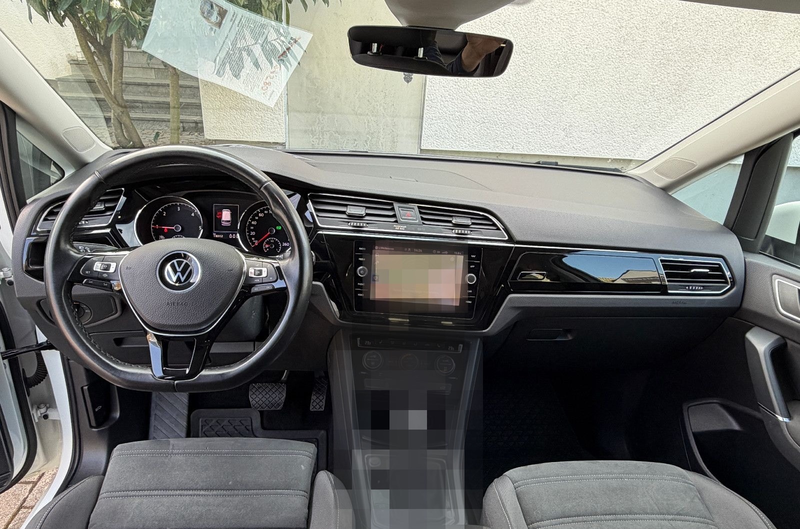 Volkswagen Touran 2.0 TDI SCR DSG Highline 1.Hand ACC foto 12