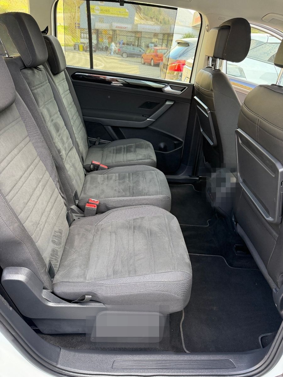 Volkswagen Touran 2.0 TDI SCR DSG Highline 1.Hand ACC foto 14