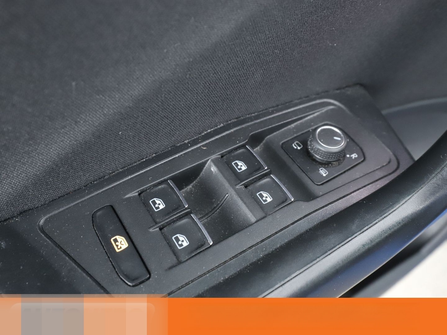 Volkswagen T-Roc 1.5 TSI ACT Sport Aut.*NAVI*ACC*SPUR*PDC* foto 23