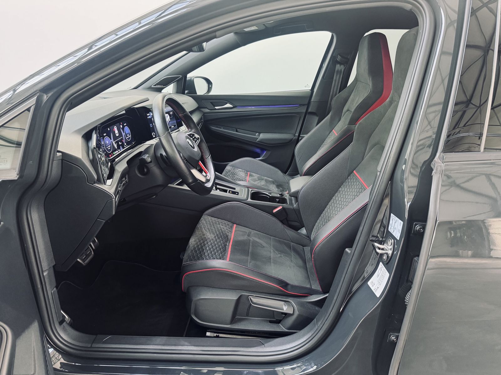 Volkswagen Golf GTI Clubsport / IQ Light / Navi /Harman-Kar foto 17