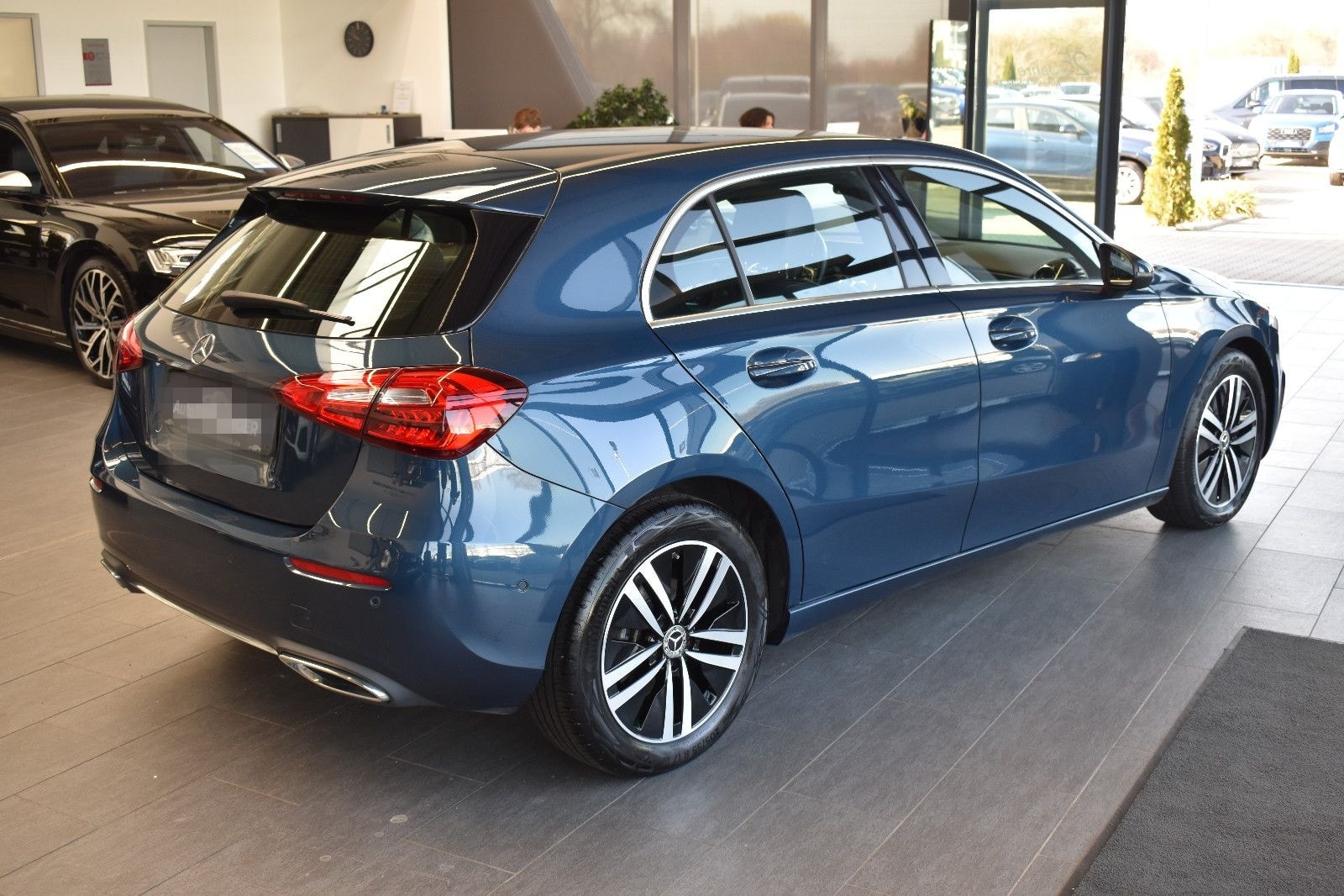 Mercedes-Benz A200d Limo Progressive 8G-DCT Nav~PanoSD~AHK~DAB foto 2