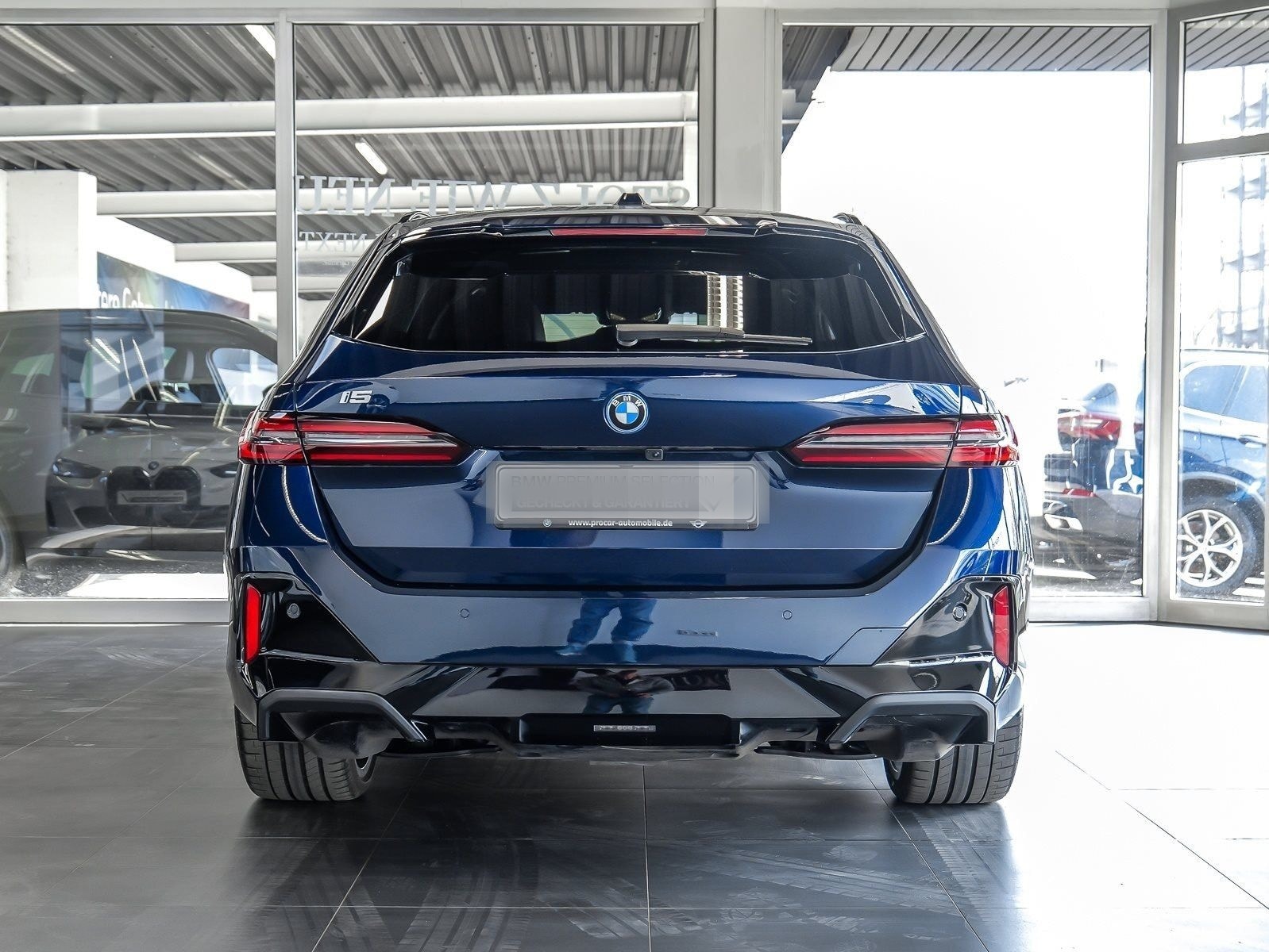 BMW i5 xDrive40 Touring+M Sport Pro+LC Prof.+AHK+Hea foto 12