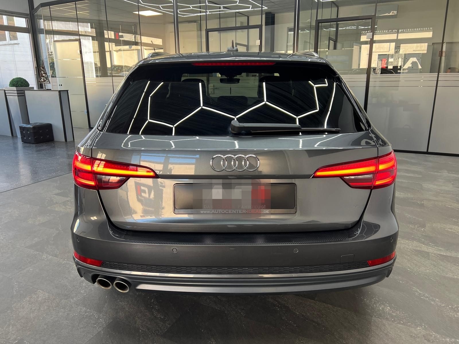 Audi A4 2.0 TDI quattro S-LineSport+,  VirtDispl, AHK foto 10